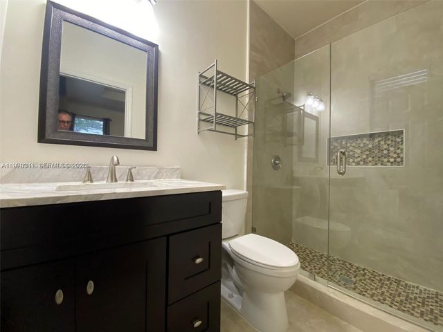 8987 W 35th Ave 8987, Hialeah, FL 33018