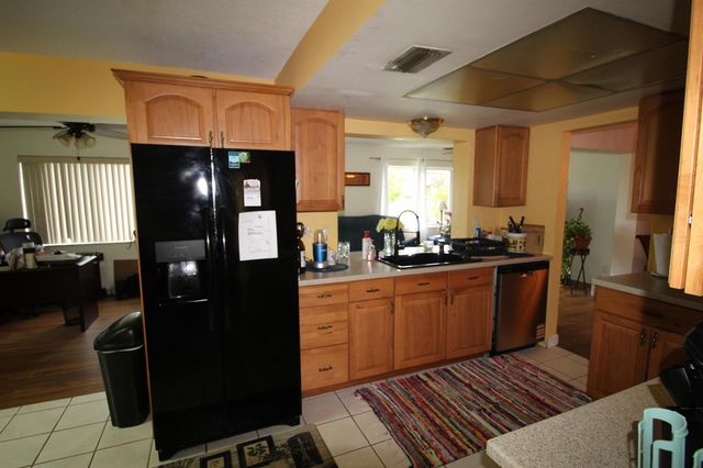 4914 NW 49th Road, Tamarac, FL 33319
