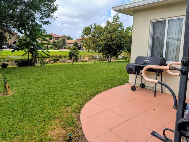 4914 NW 49th Road, Tamarac, FL 33319