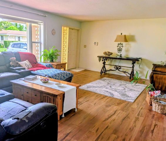 4914 NW 49th Road, Tamarac, FL 33319