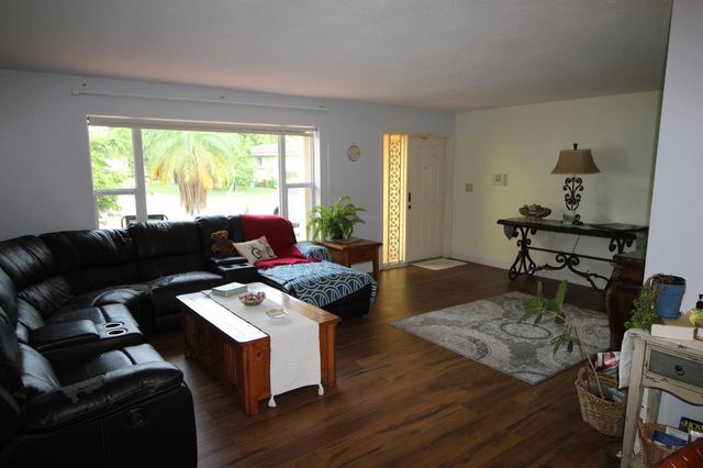 4914 NW 49th Road, Tamarac, FL 33319
