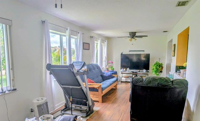 4914 NW 49th Road, Tamarac, FL 33319
