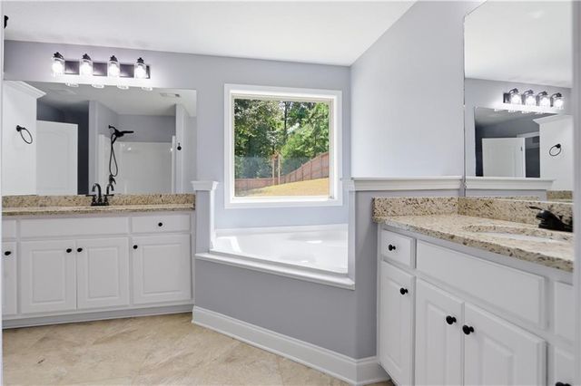 144 Briar Rose Boulevard, Jefferson, GA 30549