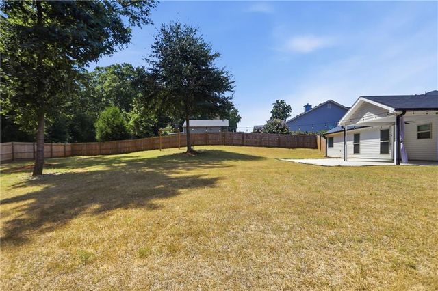 144 Briar Rose Boulevard, Jefferson, GA 30549