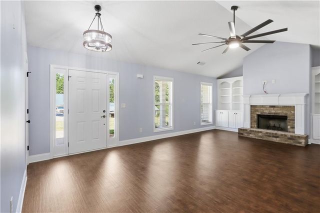 144 Briar Rose Boulevard, Jefferson, GA 30549