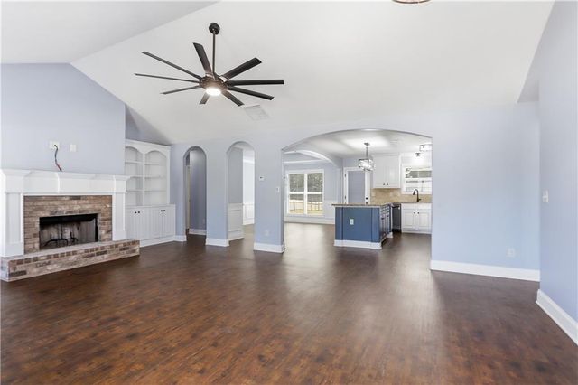 144 Briar Rose Boulevard, Jefferson, GA 30549