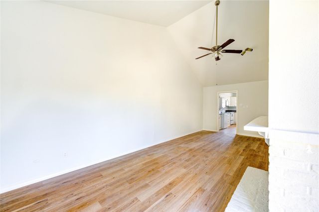 6401 Deihl Road 505, Houston, TX 77092