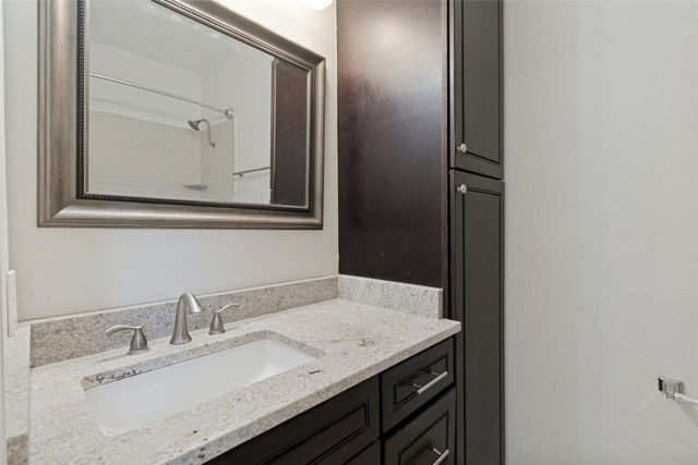 4307 Gilbert Avenue 308, Dallas, TX 75219