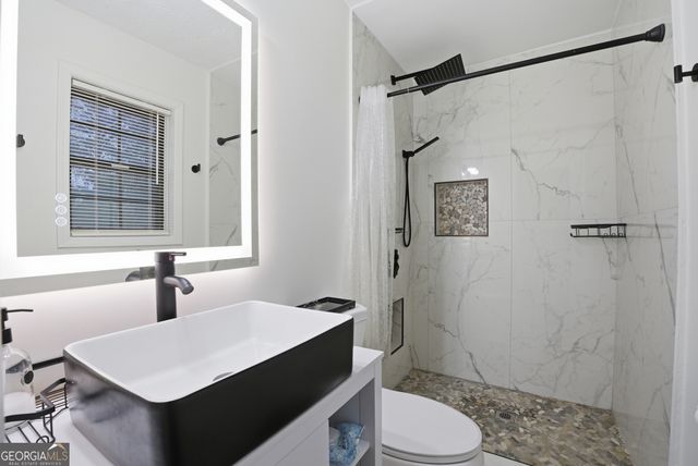 482 Camden Circle, Lawrenceville, GA 30046