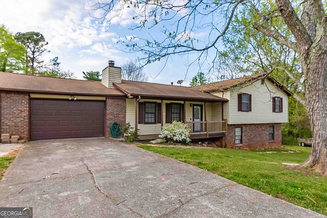 482 Camden Circle, Lawrenceville, GA 30046