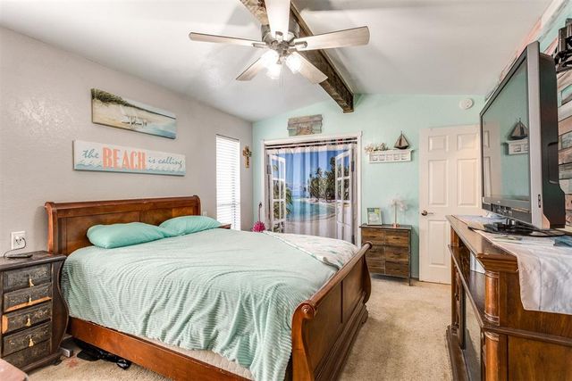 10321 Hollyhead Way, Yukon, OK 73099