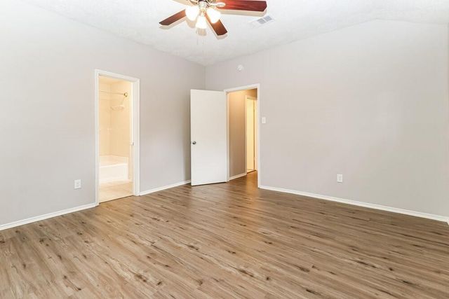 1918 Hunnington Drive, Conroe, TX 77303