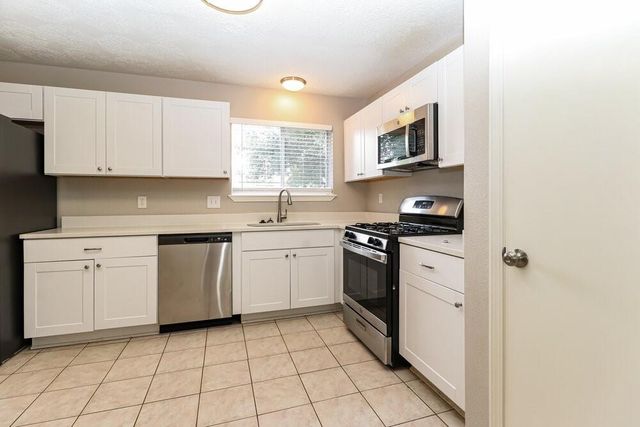 1918 Hunnington Drive, Conroe, TX 77303