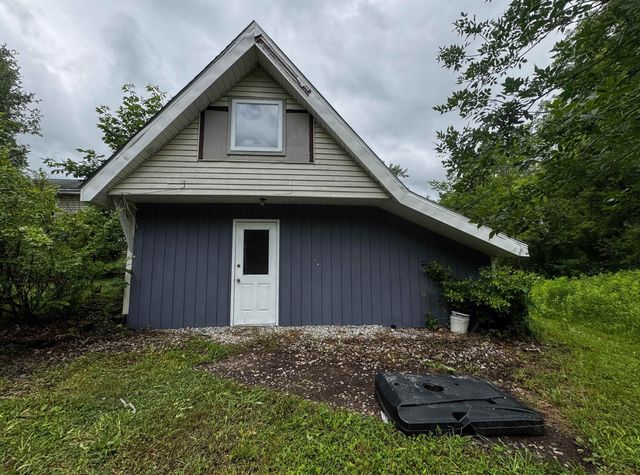 118 Foster Drive, Bennington, VT 05201