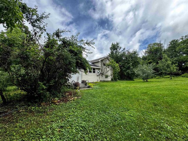118 Foster Drive, Bennington, VT 05201