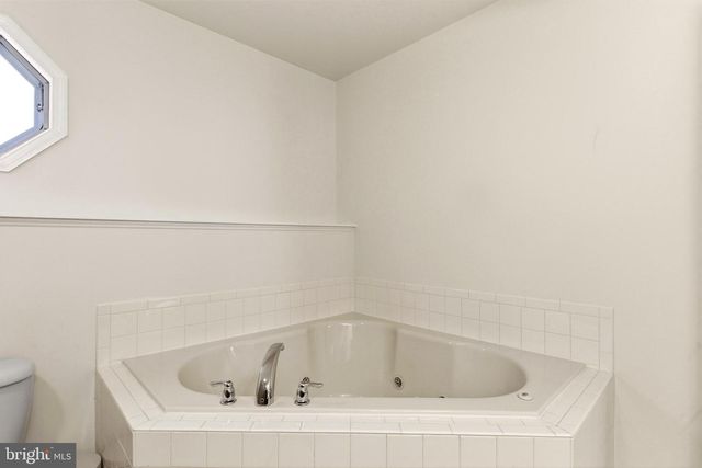 10132 WALLERS RD, Partlow, VA 22534