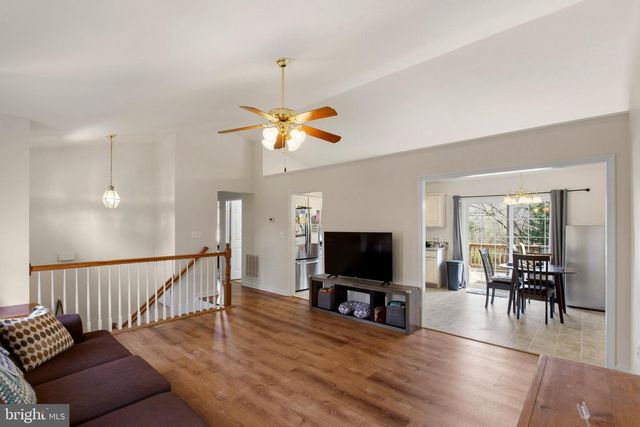 10132 WALLERS RD, Partlow, VA 22534