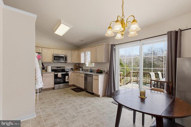 10132 WALLERS RD, Partlow, VA 22534