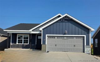 5105 Woodstone Circle, Jeffersonville, IN 47130