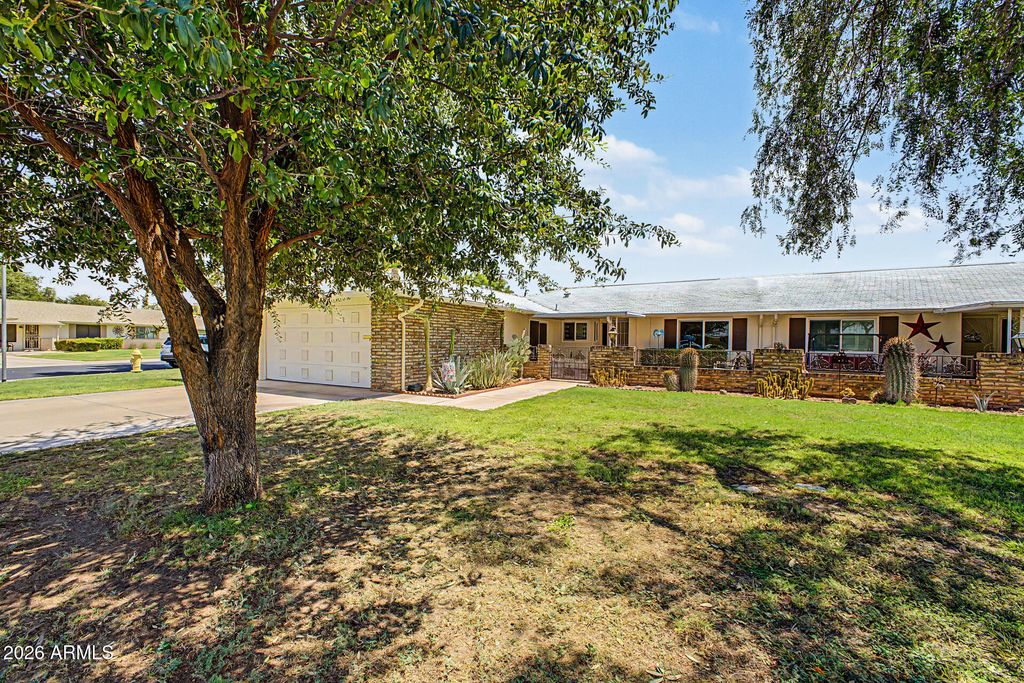 9525 W SHASTA Drive, Sun City, AZ 85351 — photo 2