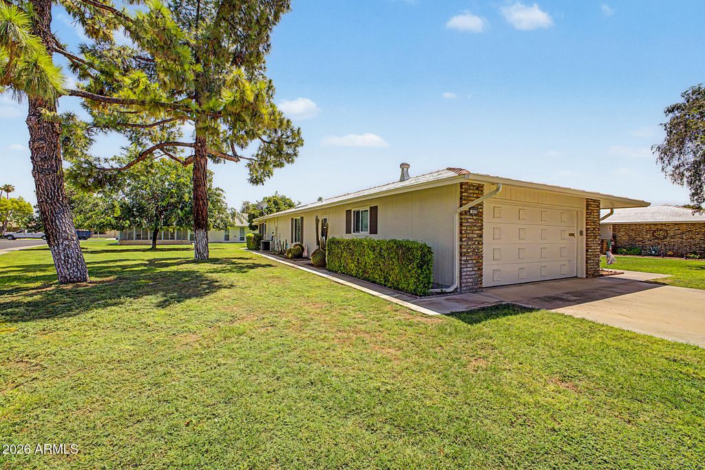 9525 W SHASTA Drive, Sun City, AZ 85351 — photo 4