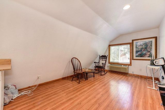 6960 Blackhawk Ln, Foresthill, CA 95631