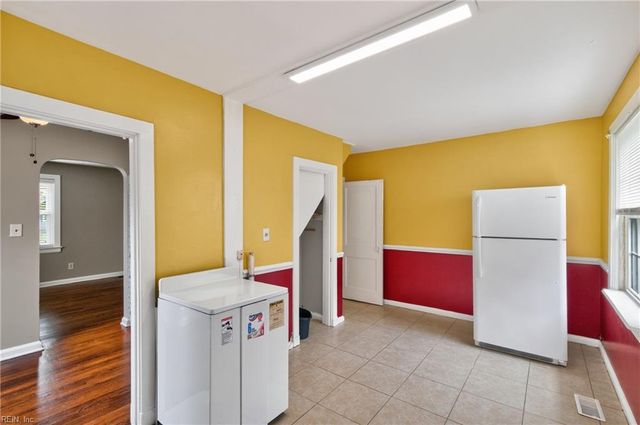 44 Davis AVE, Newport News, VA 23601