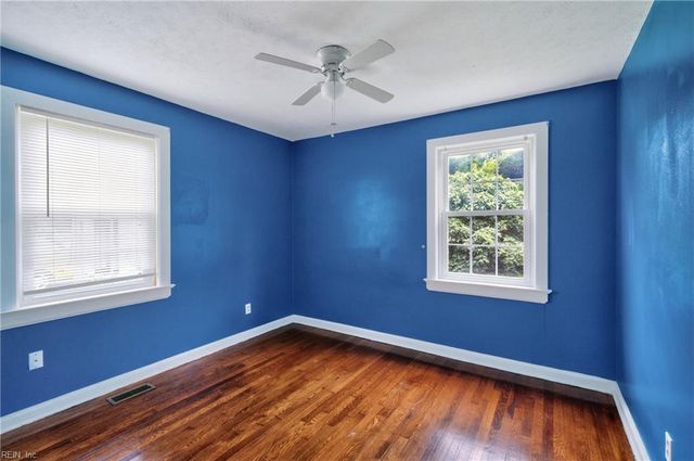 44 Davis AVE, Newport News, VA 23601