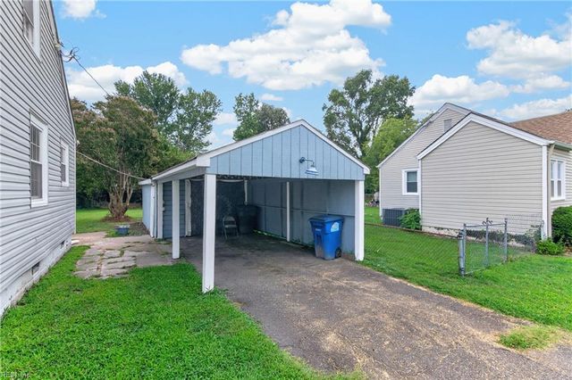 44 Davis AVE, Newport News, VA 23601
