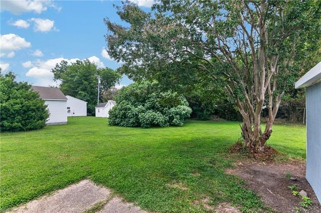 44 Davis AVE, Newport News, VA 23601