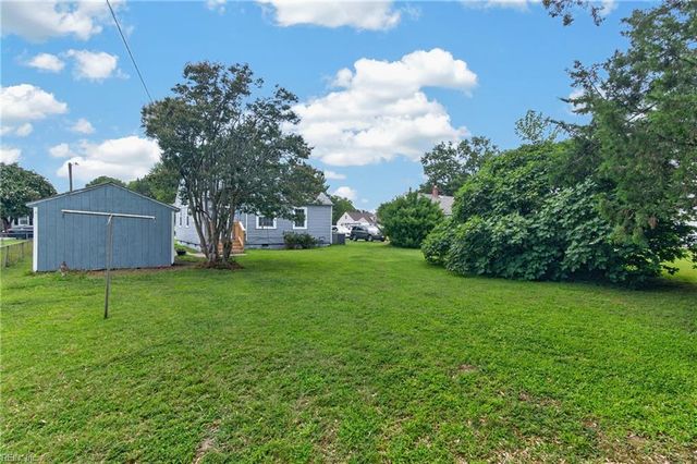 44 Davis AVE, Newport News, VA 23601