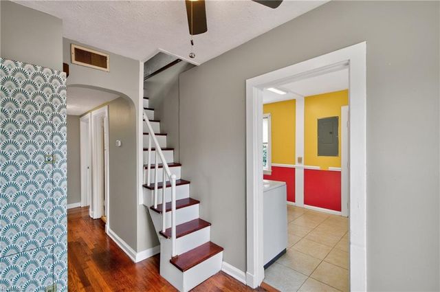 44 Davis AVE, Newport News, VA 23601