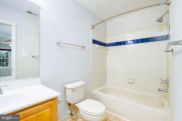 5725 MEYERFIELD COURT, Sykesville, MD 21784