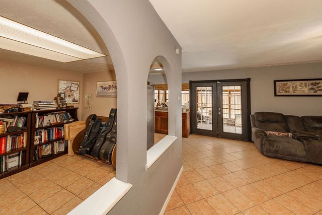 2818 Ashglen Drive, Garland, TX 75043