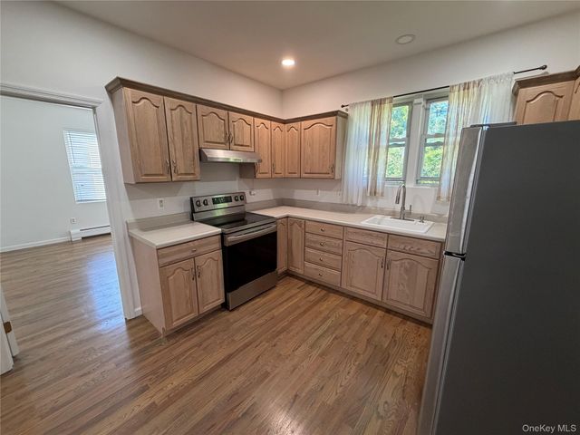 22 John Street, New Windsor, NY 12553