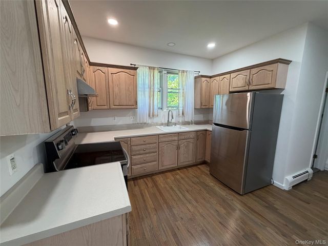 22 John Street, New Windsor, NY 12553