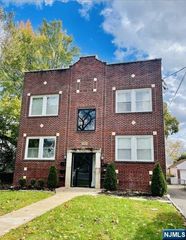 229 Orient Way 6, Rutherford, NJ 07070