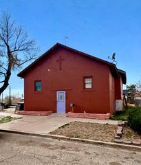 322 Lincoln Ave, La Junta, CO 81050