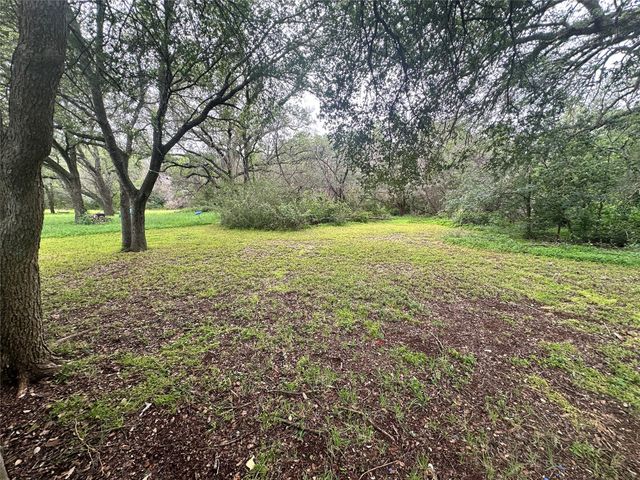 7810 Nairn DR, Austin, TX 78749