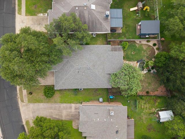 7810 Nairn DR, Austin, TX 78749