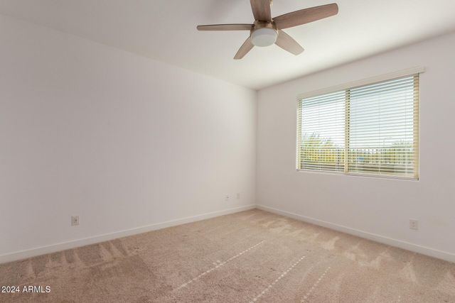 8911 W SOLANO Drive, Glendale, AZ 85305