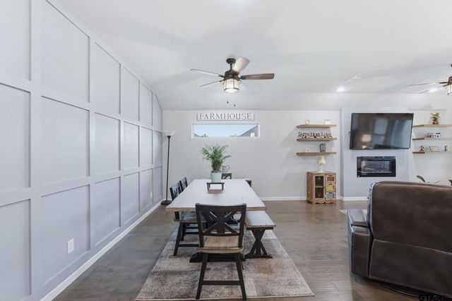 305 Ember Circle, Waxahatchie, TX 75165