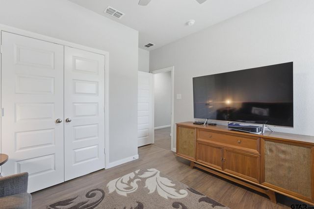 305 Ember Circle, Waxahatchie, TX 75165