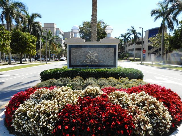 2946 S UNIVERSITY Drive 7207, Davie, FL 33328