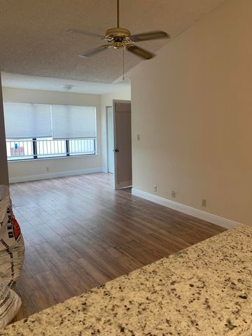 2946 S UNIVERSITY Drive 7207, Davie, FL 33328