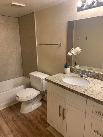 2946 S UNIVERSITY Drive 7207, Davie, FL 33328