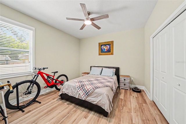 701 E HOLLYWOOD STREET, Tampa, FL 33604