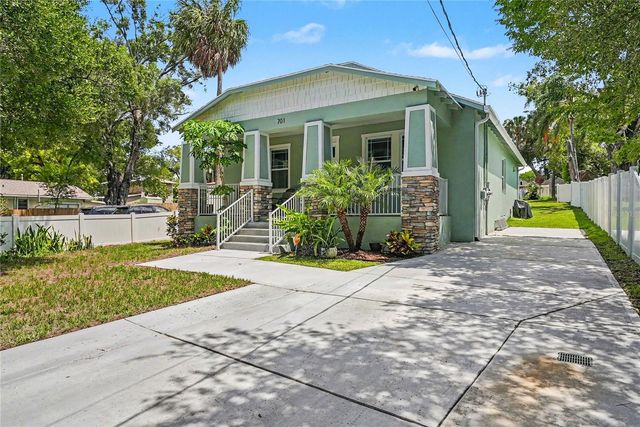 701 E HOLLYWOOD STREET, Tampa, FL 33604