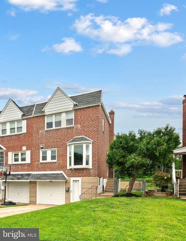 15022 LONDON RD, PHILADELPHIA, PA 19116 — exterior