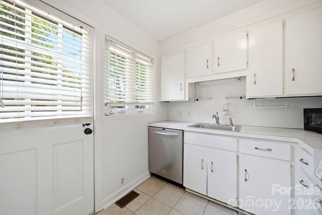 1833 Jameston Drive, Charlotte, NC 28209